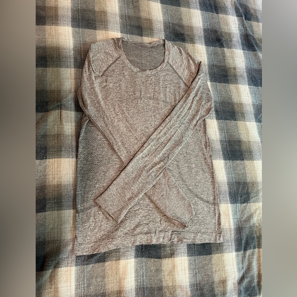 lululemon athletica Gray Long Sleeve Top